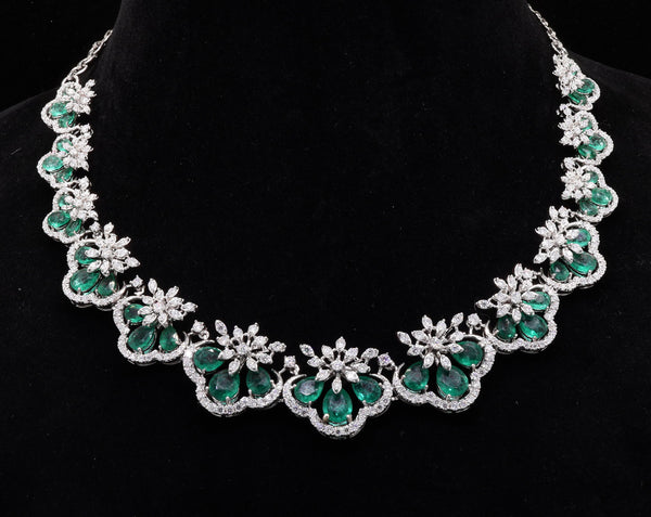 Flower Emerald Moissanite Necklace Set