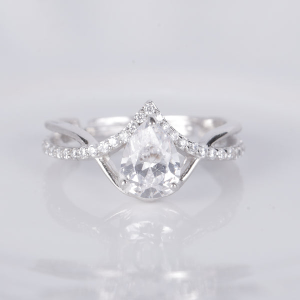Luxe Drop Ring