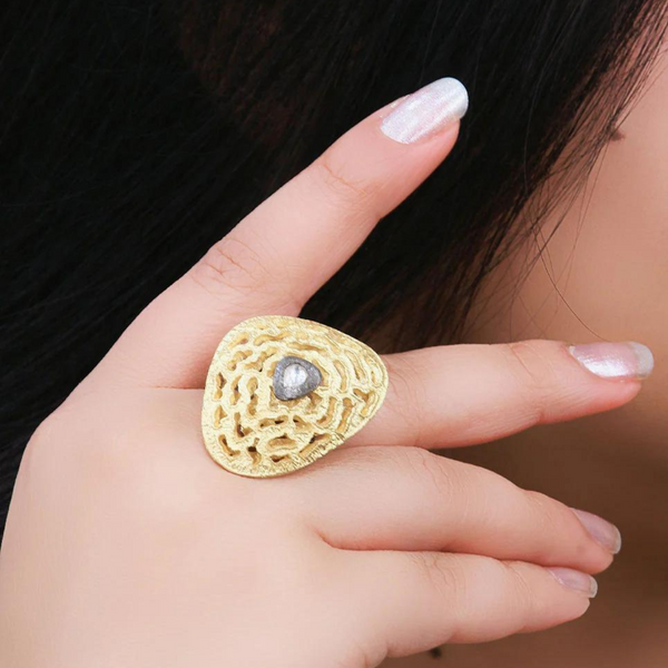 Nayab Ring